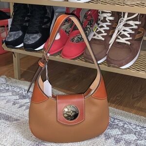 Dooney & Bourke hobo Turnlock 26 tan camel NWOT new QVC bag shoulder